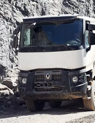 Camion 120 t avec mode de conduite spéciale chantier