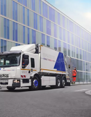 Camion poubelle Renault Trucks E-Tech D Wide, première BOM 100