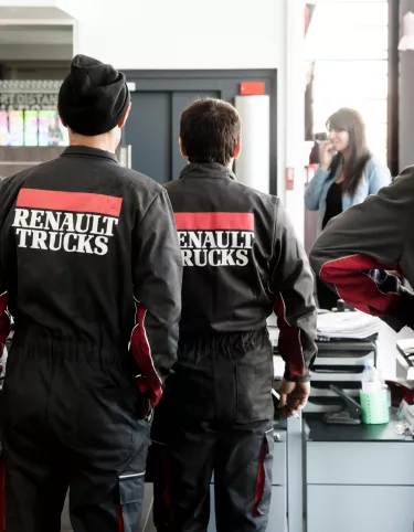 Renault Trucks Reportage Concession Faure Trucks à La Talaudière